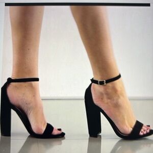Steve Madden Carrson Leather Black Ankle Strap High Heel Sandals Size 9